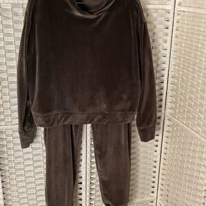 Avia Chocolate Brown Lounge Set